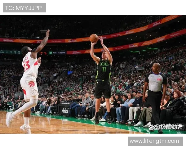 凯尔特人对决猛龙精彩录播回顾分析与赛后亮点总结